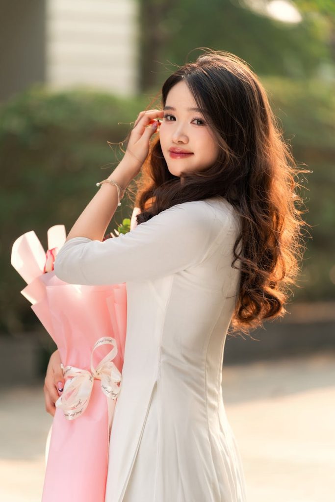 Lolita Fashion Là Gì — Cách Mặc Phong Cách Thời Trang Búp Bê Từ Nhật Bản